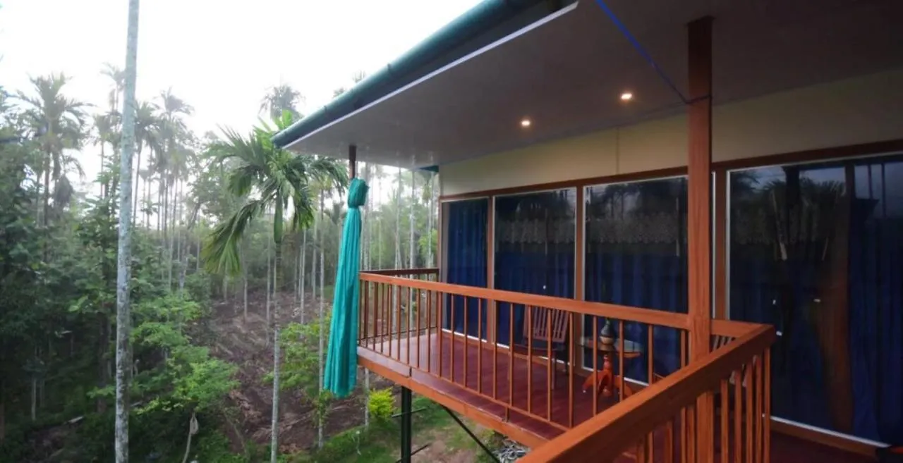 Greens Vista Wayanad - Premium Homestay Near Natural Stream Panamaram 0*,